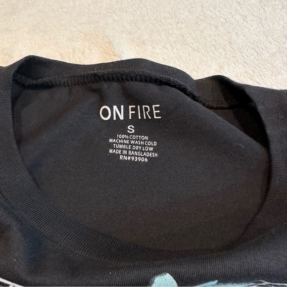 NWT On Fire Retro Daisy Graphic Print Tie Front Long Sleeve Tee - Picture 4 of 7